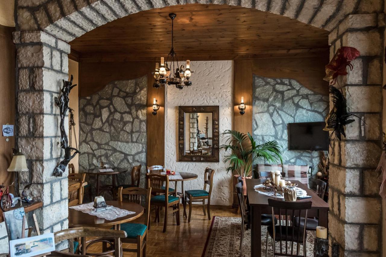 Semeli Guesthouse 카페니시온 외부 사진