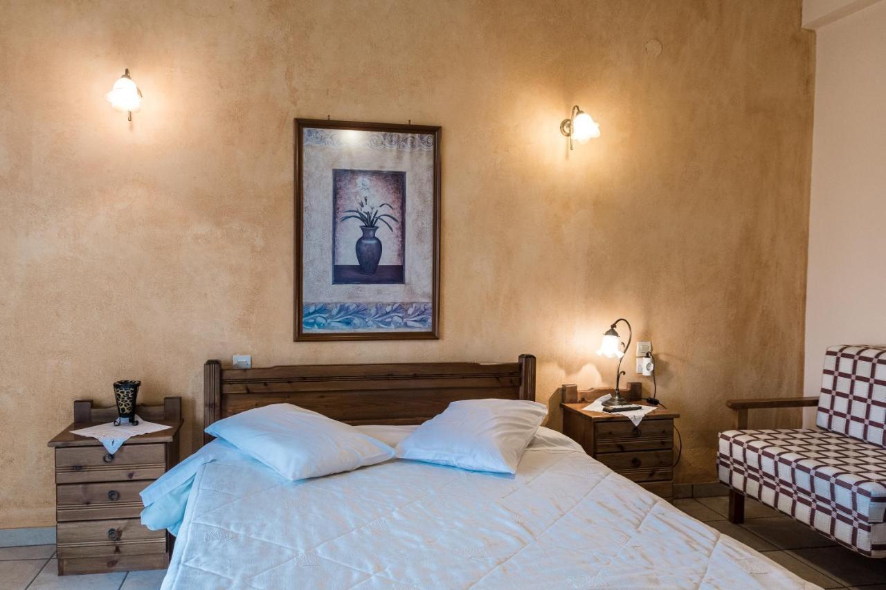 Semeli Guesthouse 카페니시온 외부 사진