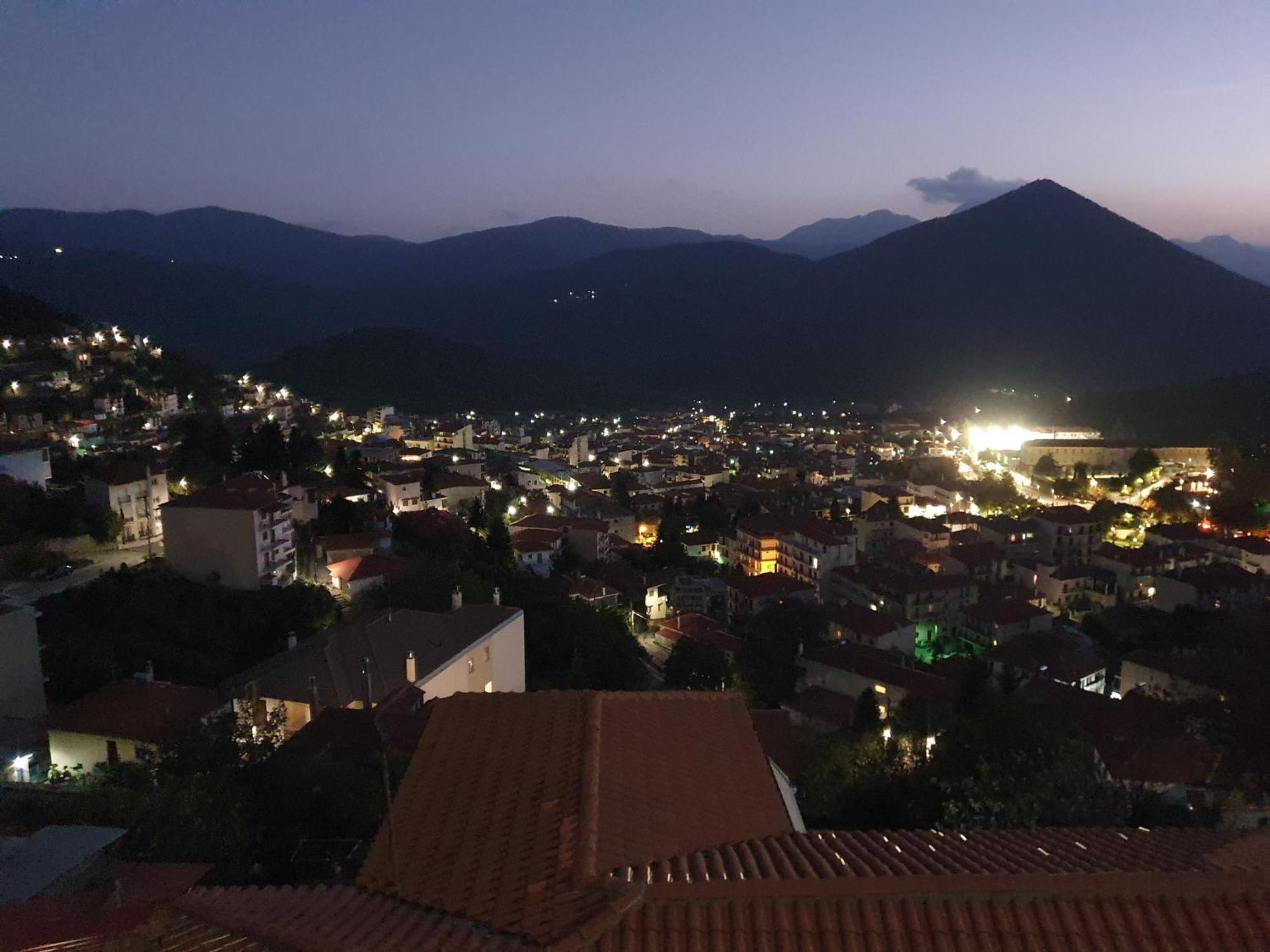 Semeli Guesthouse 카페니시온 외부 사진