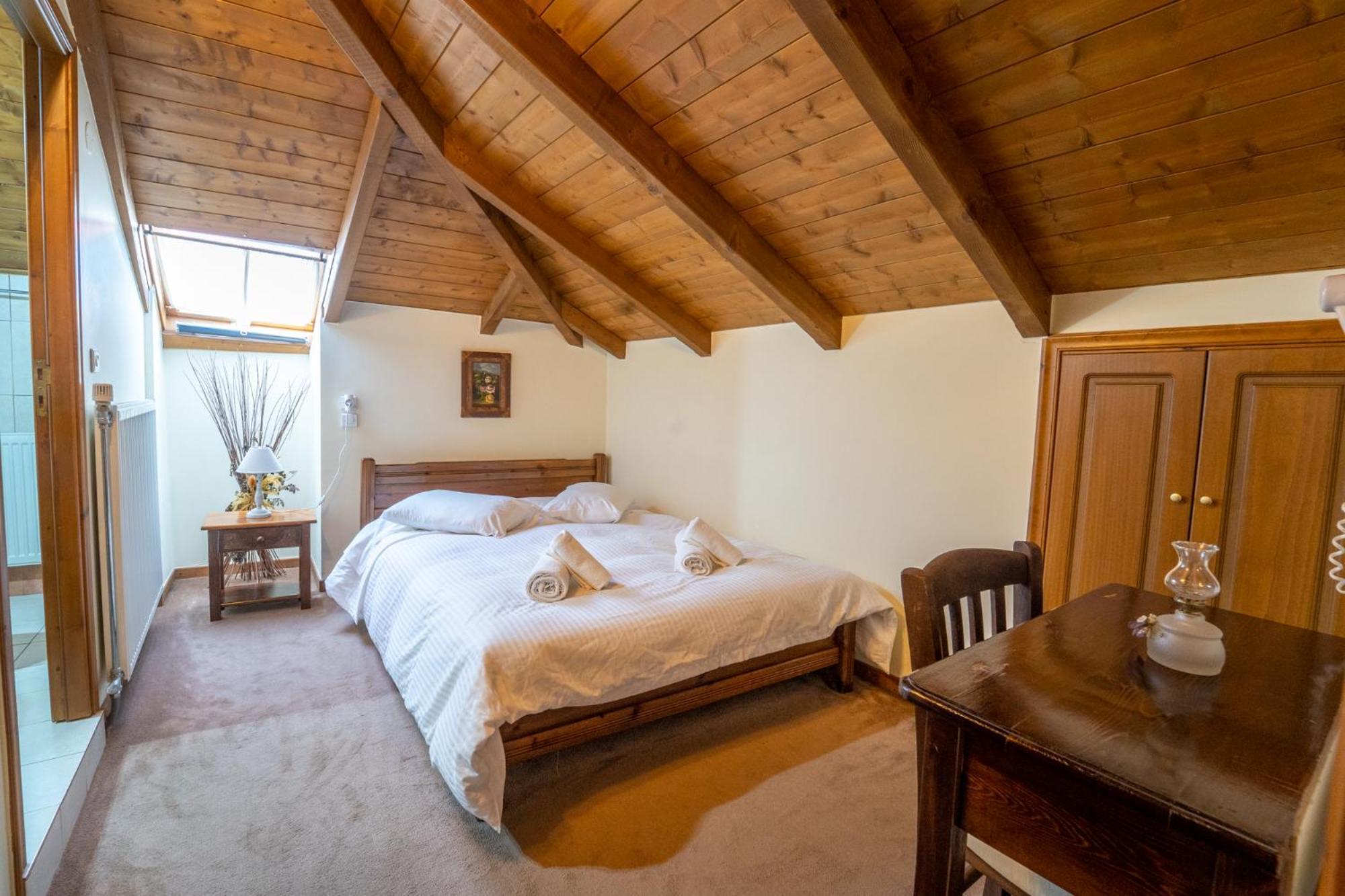 Semeli Guesthouse 카페니시온 외부 사진