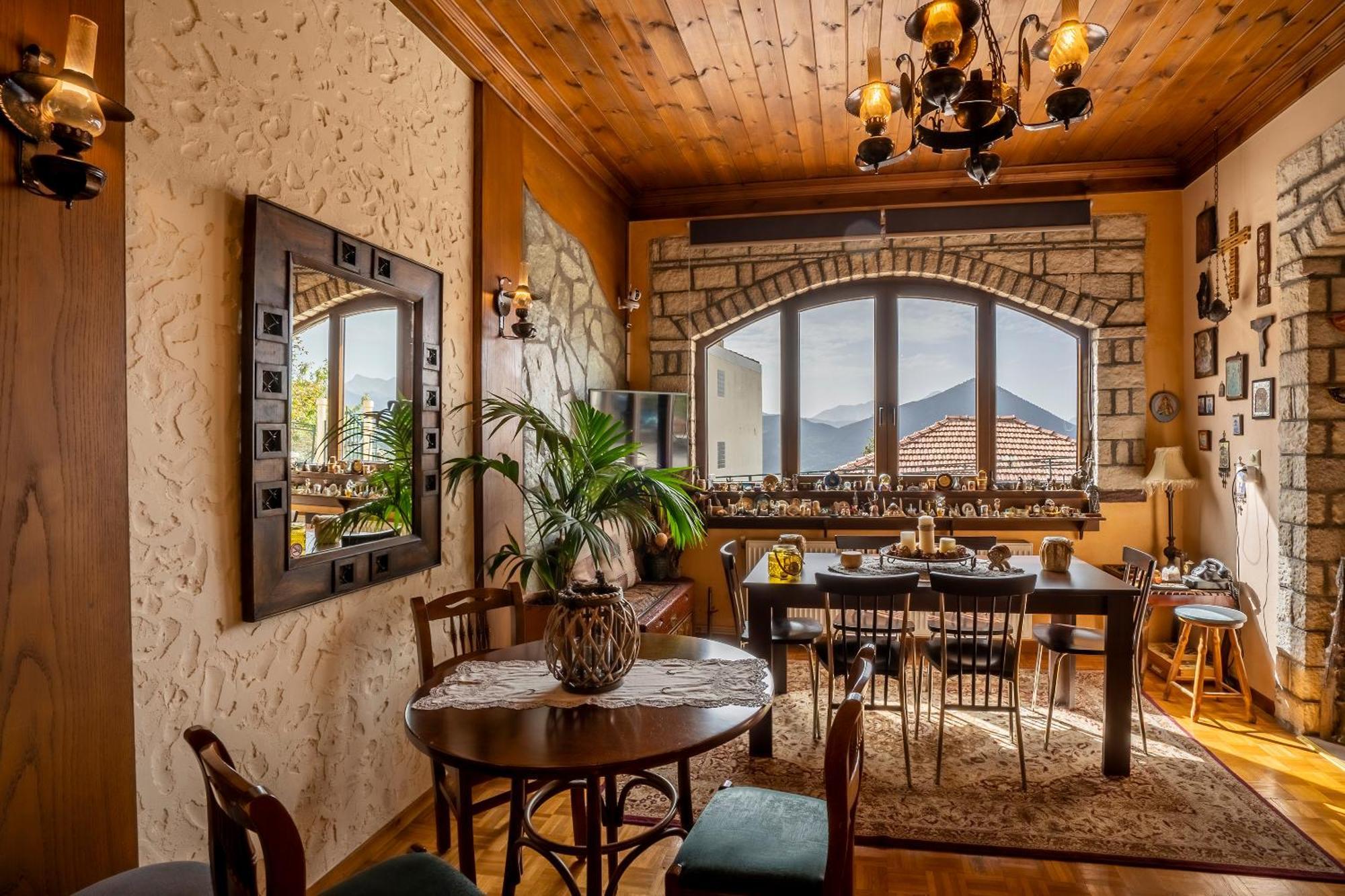 Semeli Guesthouse 카페니시온 외부 사진